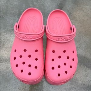 🎀BUBBLEGUM PINK CROCS🎀